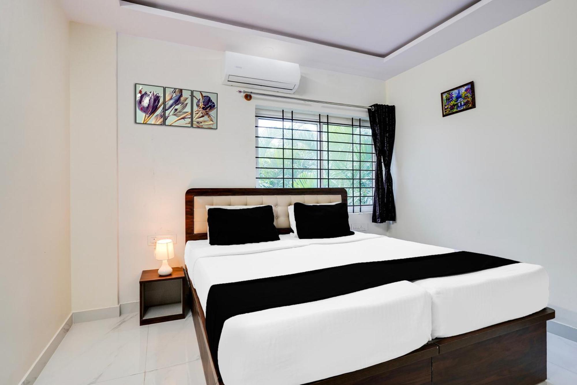 Townhouse Bidadi Formerly Royal Garuda Exteriér fotografie